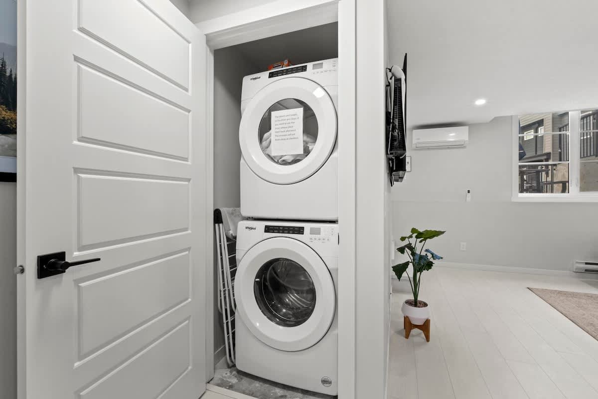 Rockland Park Suite photo 8