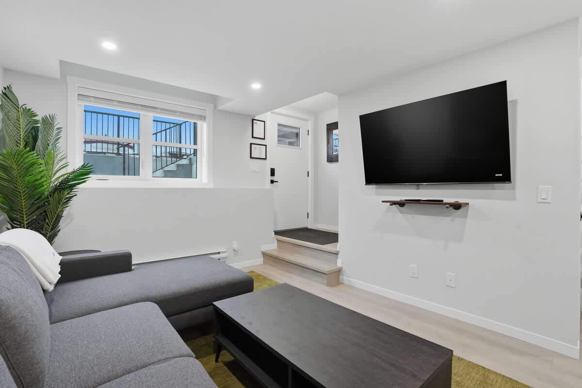 Alternate living room angle