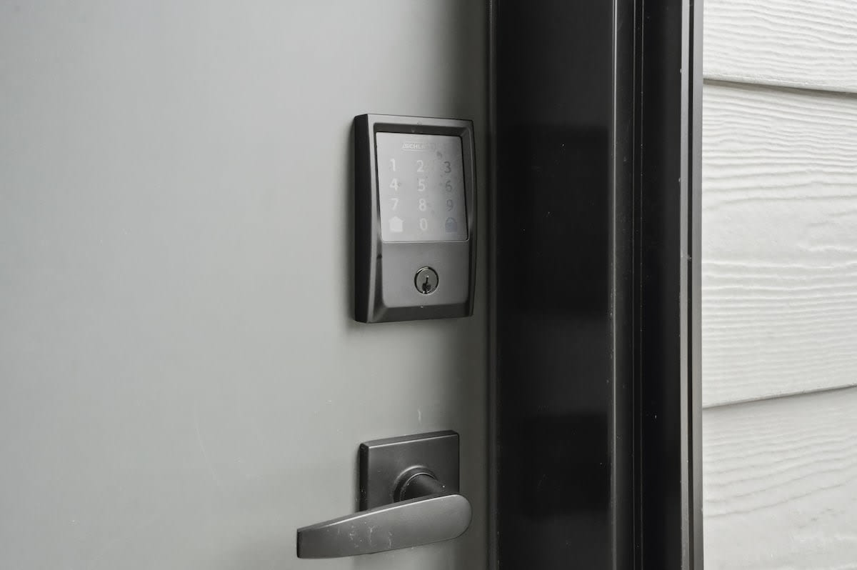 Smart door lock keypad.