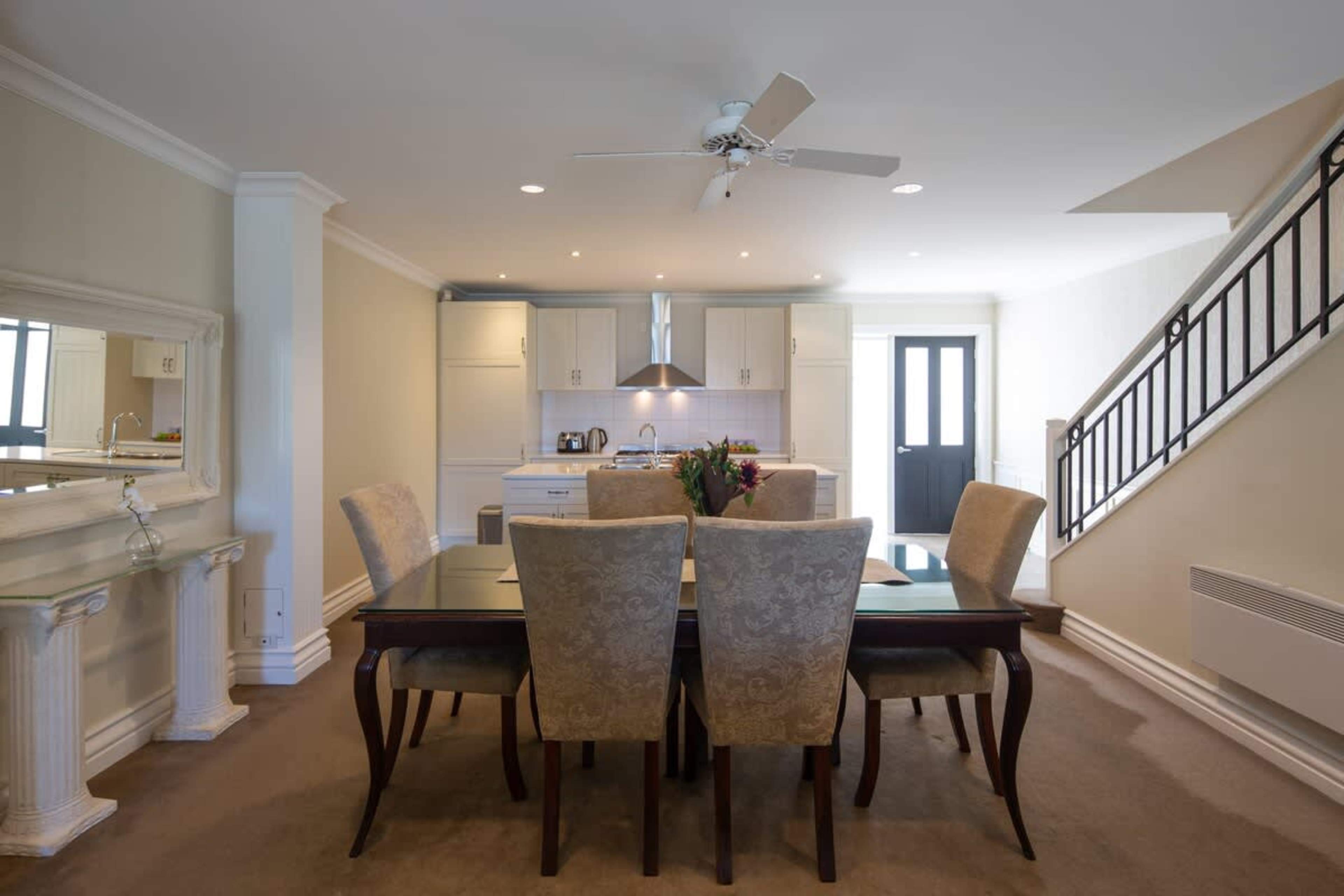 Elegant Dining with a View
Experience relaxed dining in the thoughtfully designed area, combining comfort and style just steps from the beautiful lake.