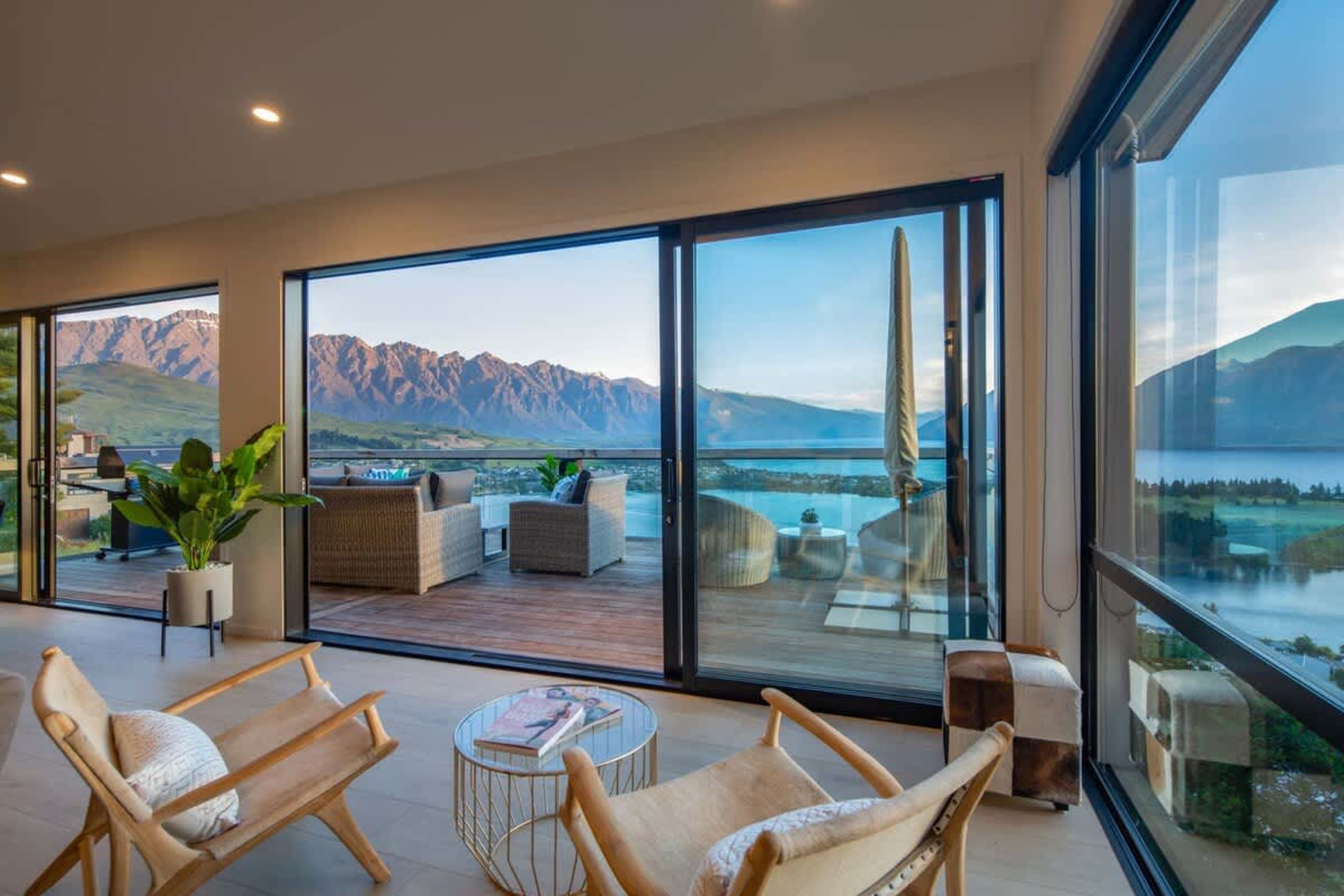 Main house with amazing views of Cecil and Walter peak
