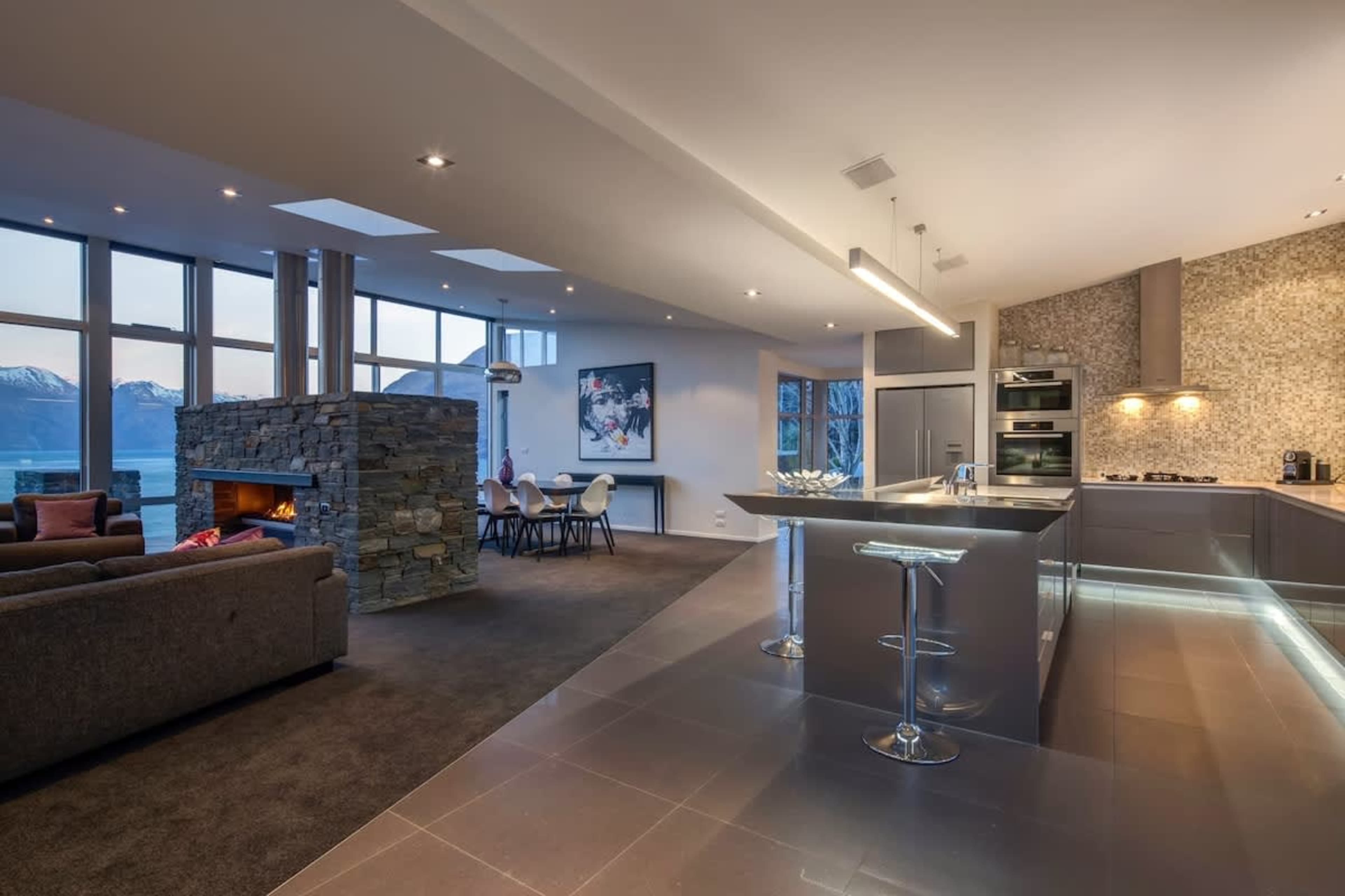 Kitchen, dining and lounge