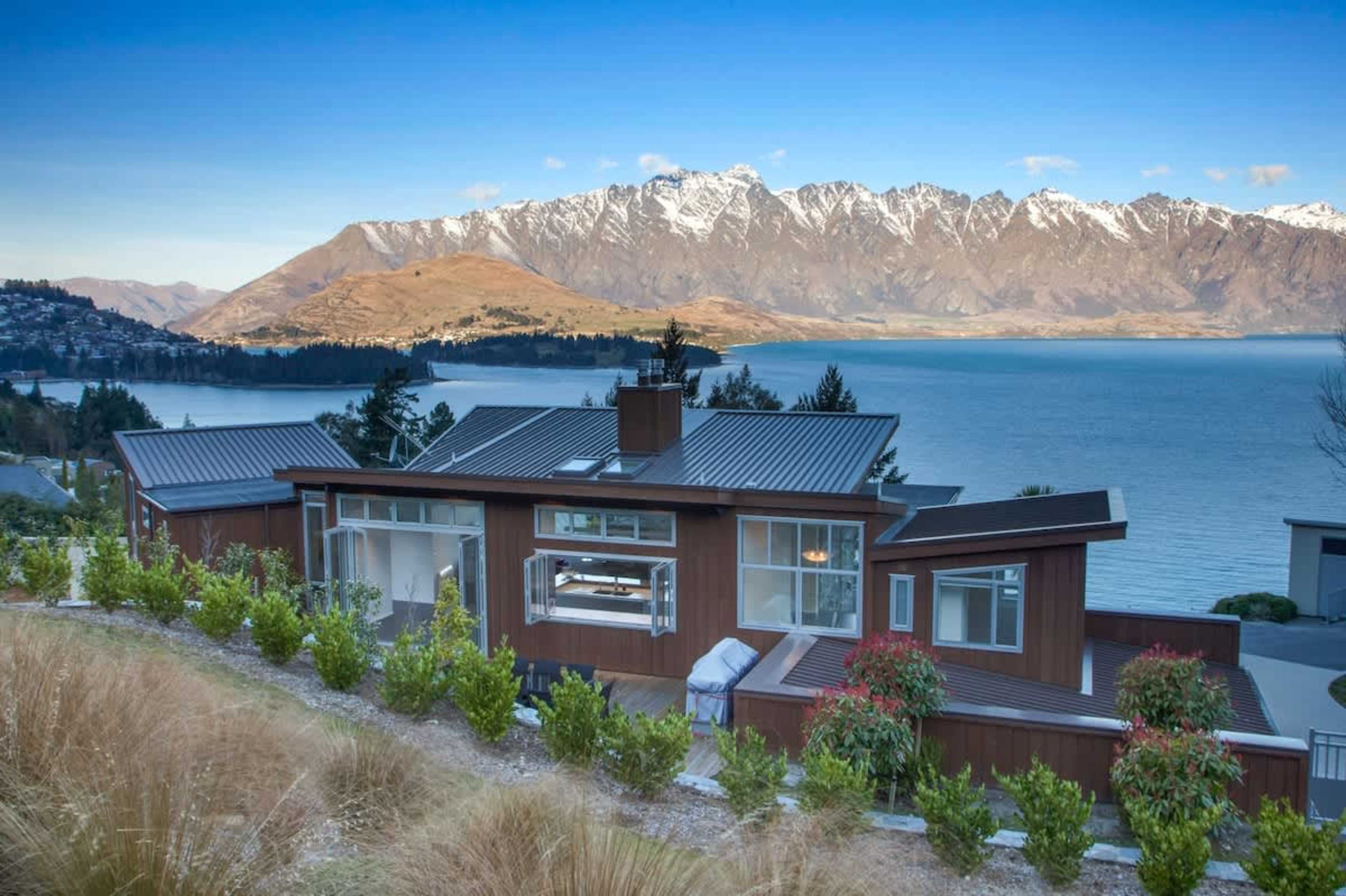 Views on both sides from our central Queenstown accommodation