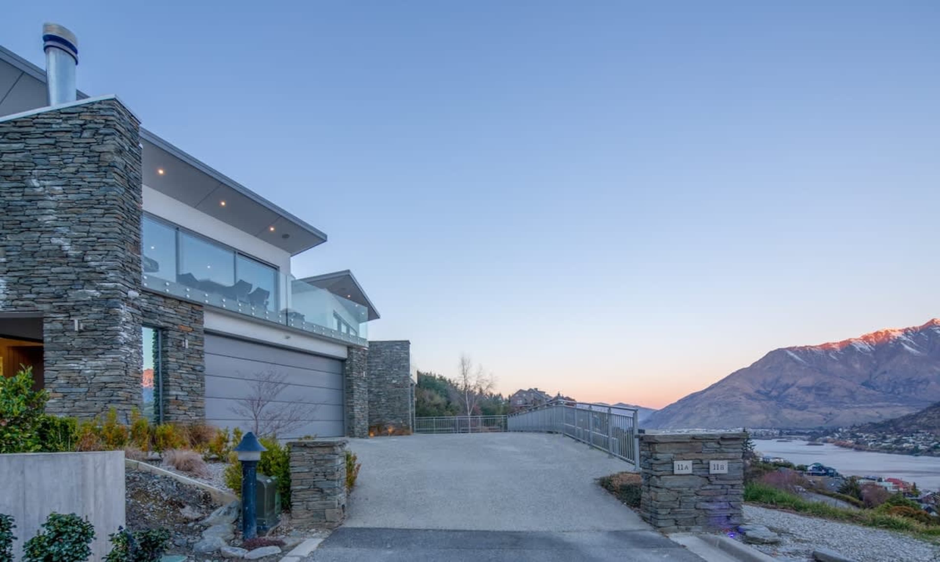 Marvelous house site boasting breathtaking views