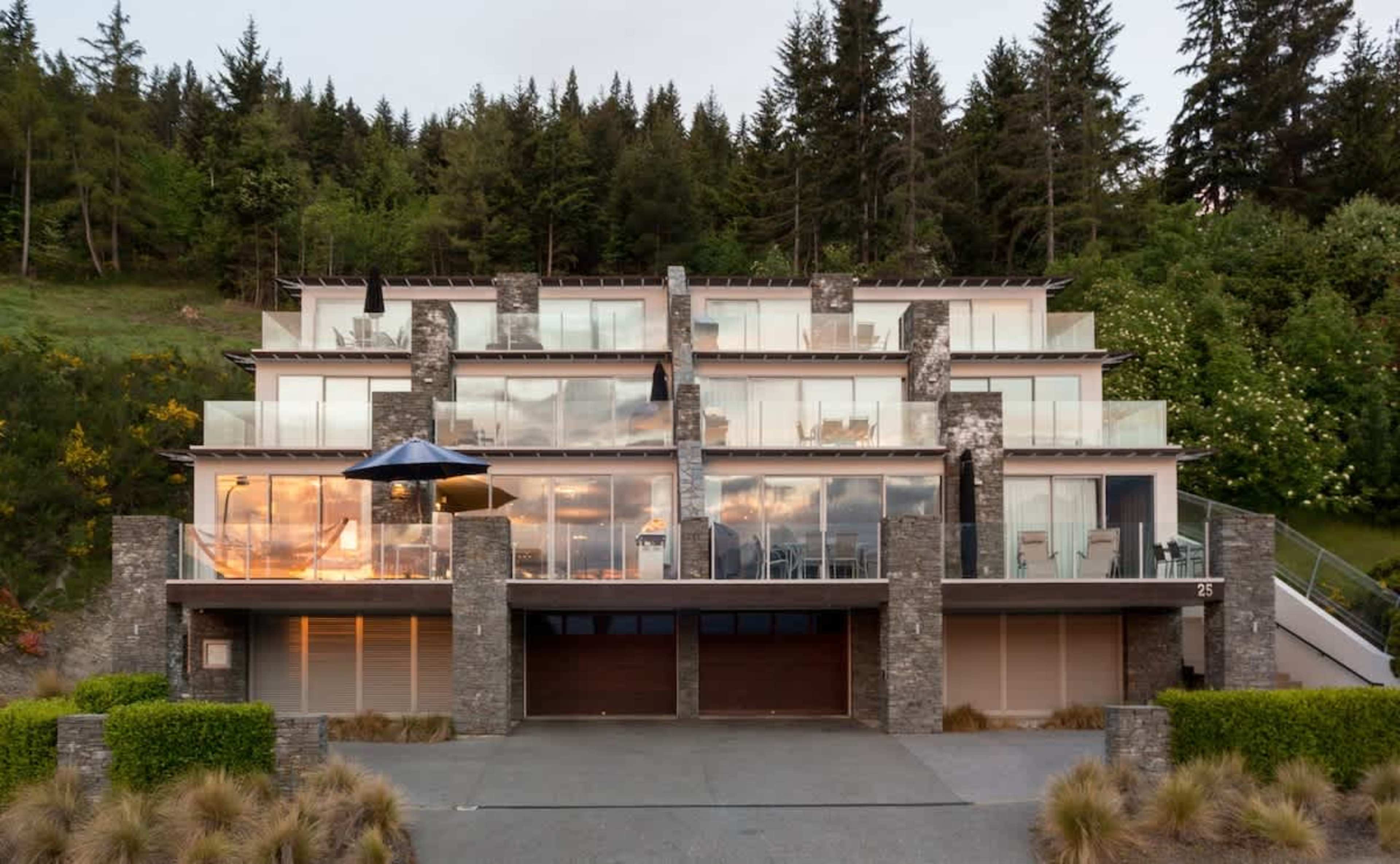 Your stunning apartment in a central Queenstown accommodation
