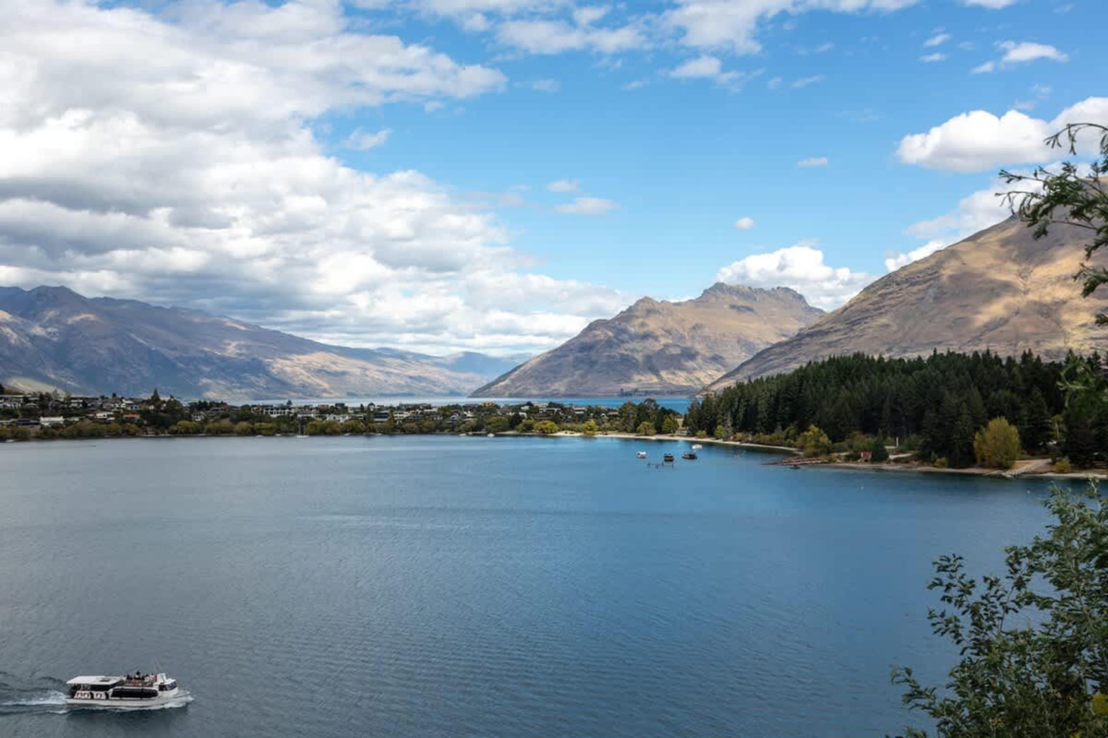 Lake Wakatipu view from the house at one of the best lookouts in Queenstown
