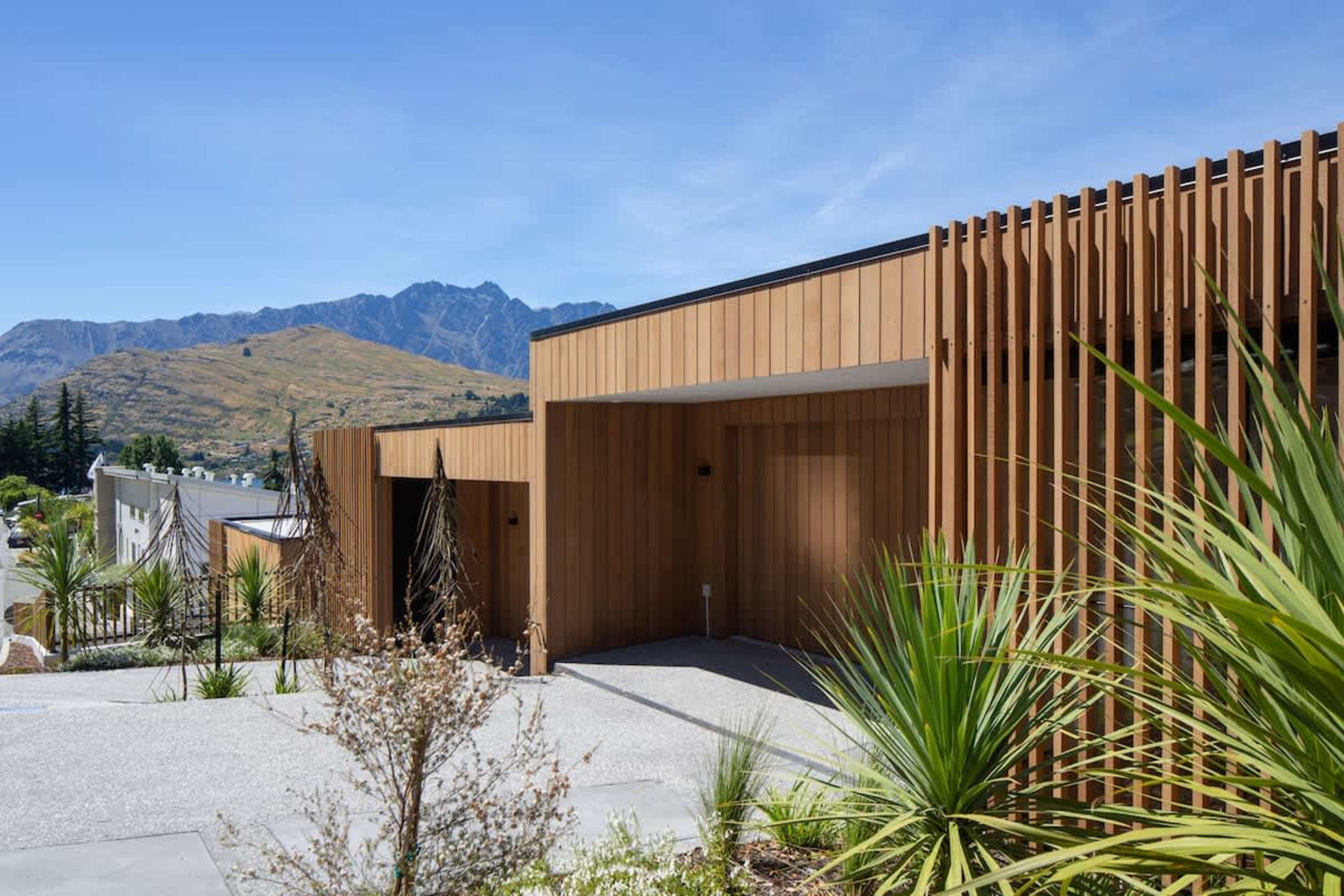 Stay in Queenstown