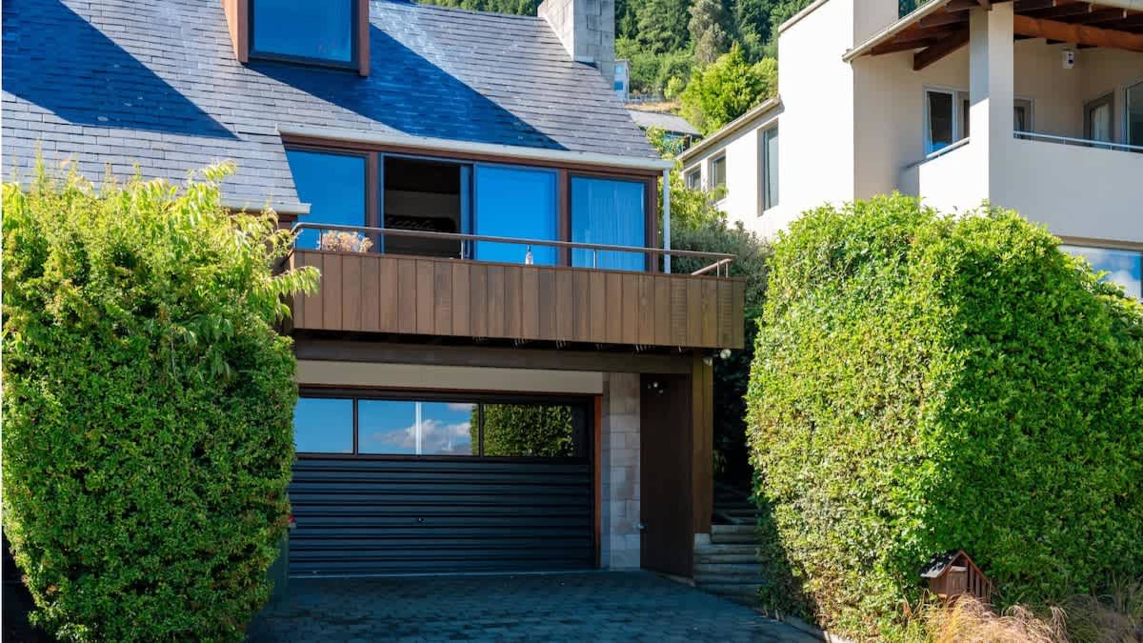 Car garage available at your holiday house, Queenstown