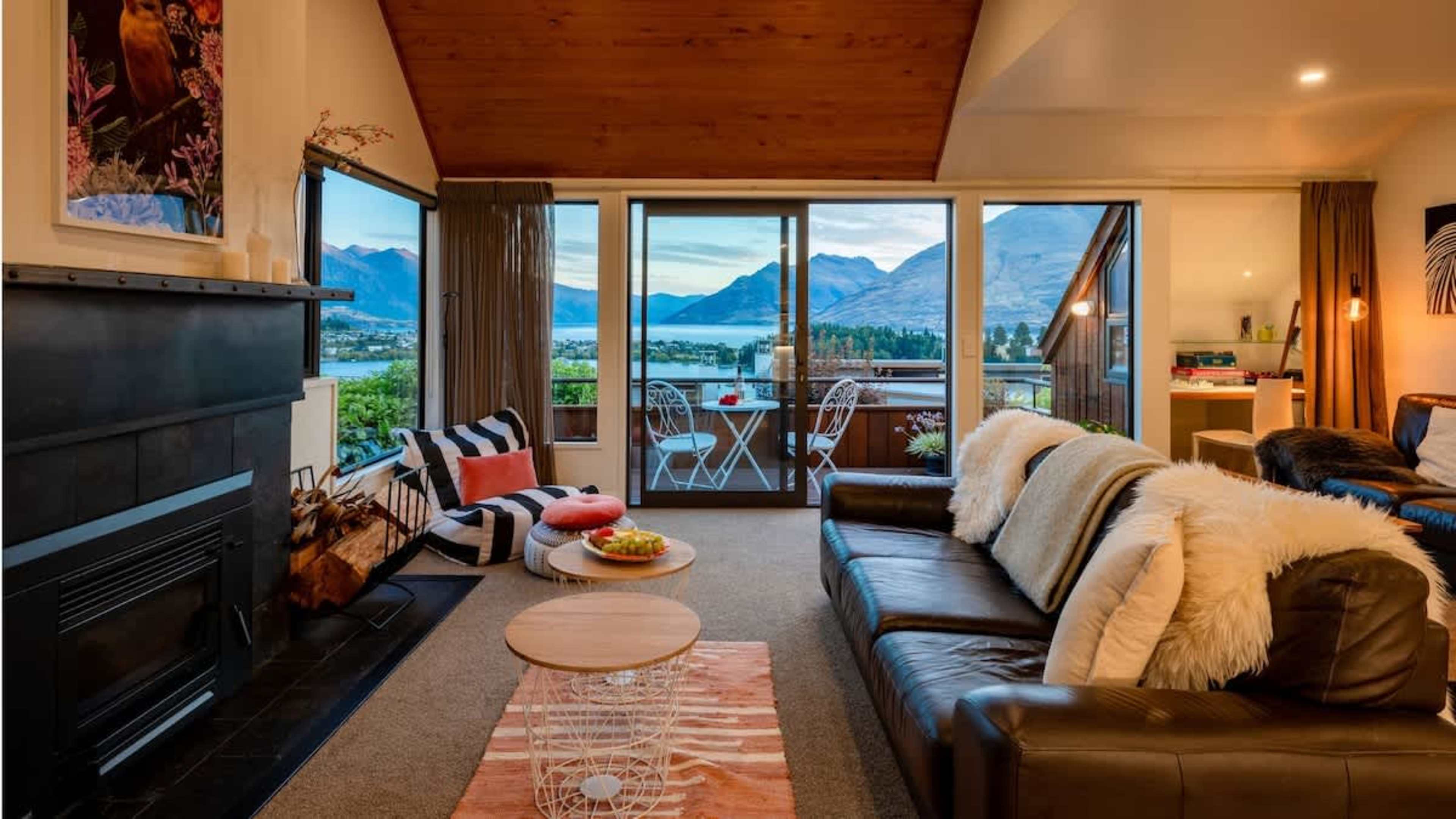 Large and cozy lounge in our luxury accommodation, Queenstown