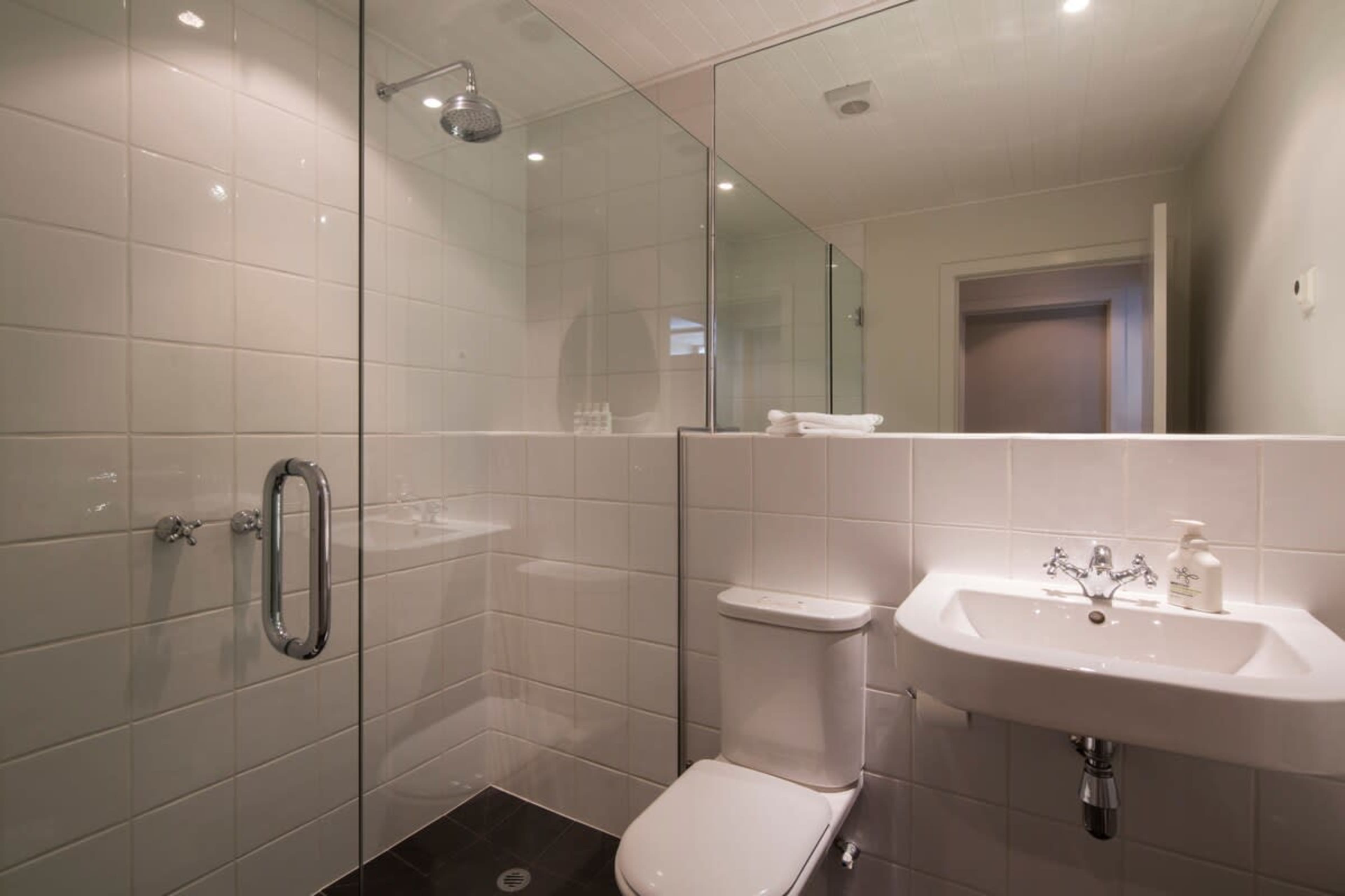 Bathroom 3