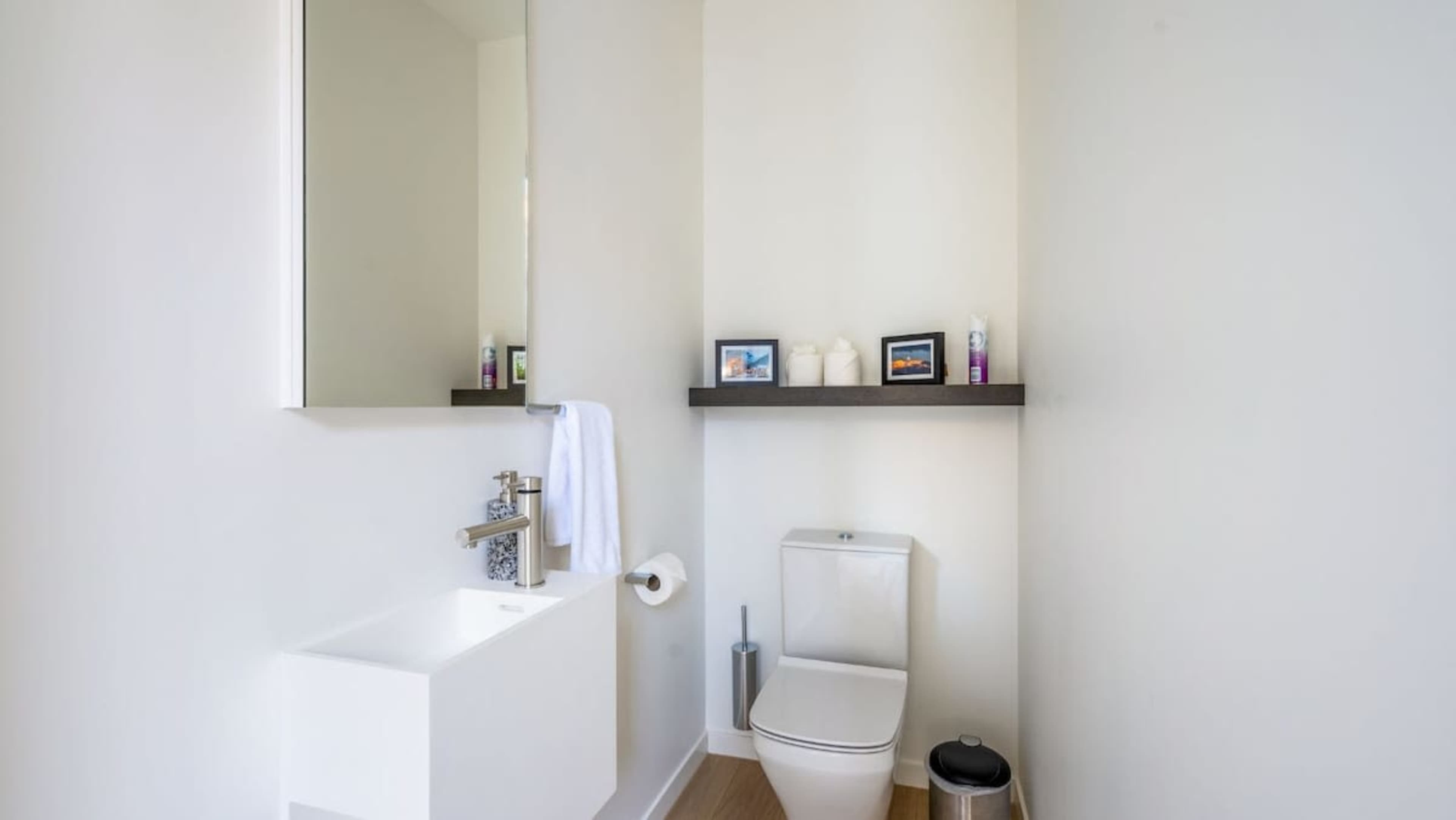 Upstairs toilet