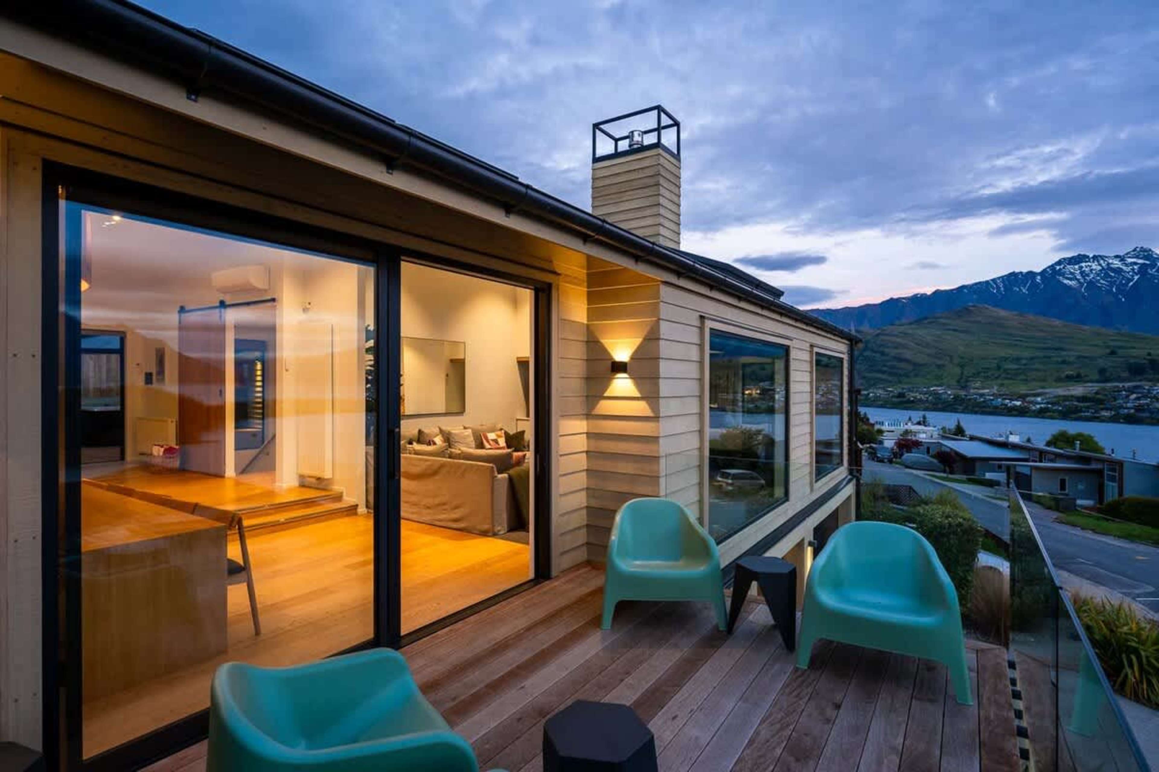 Tonic Lodge