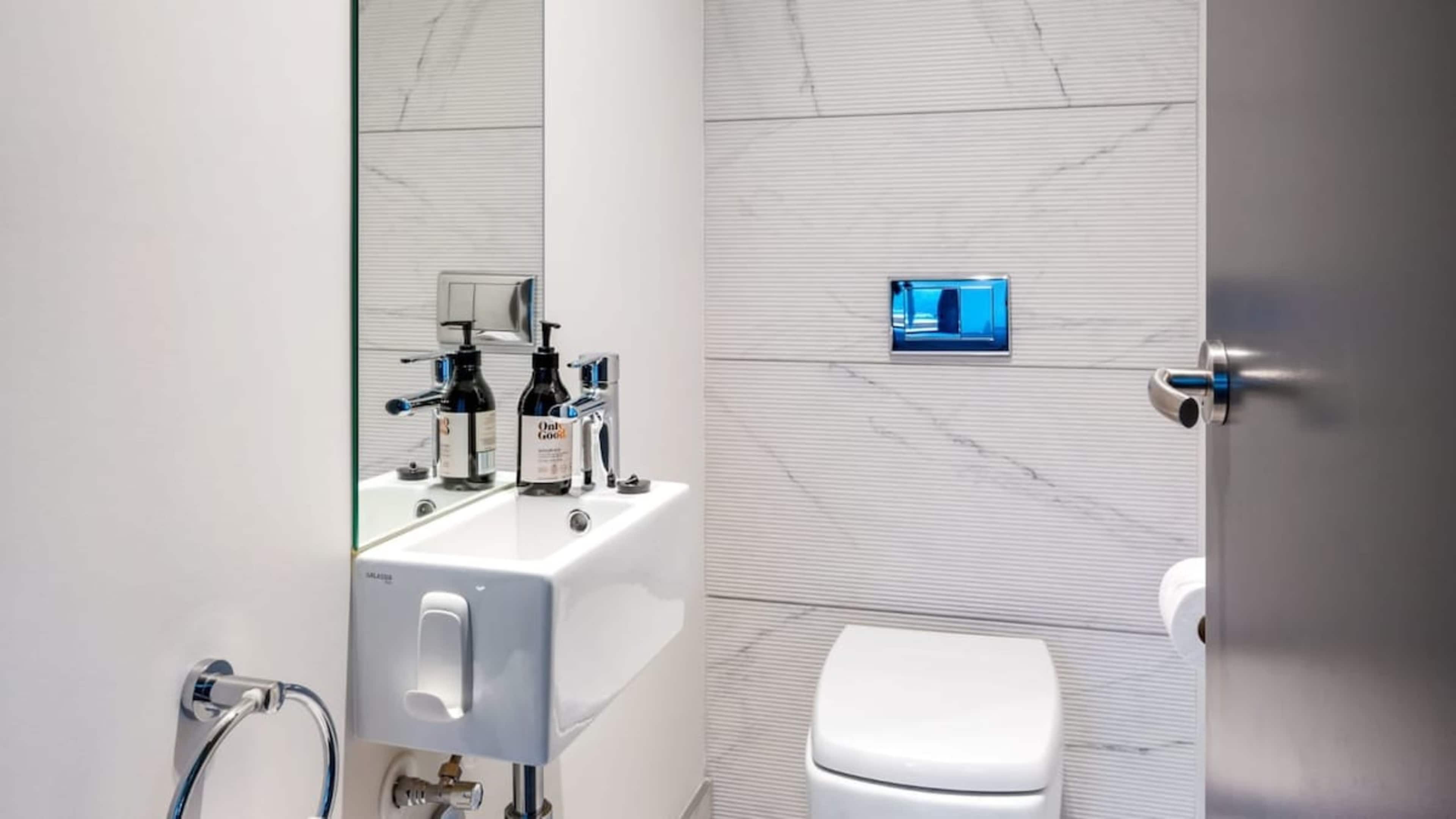 Powder room