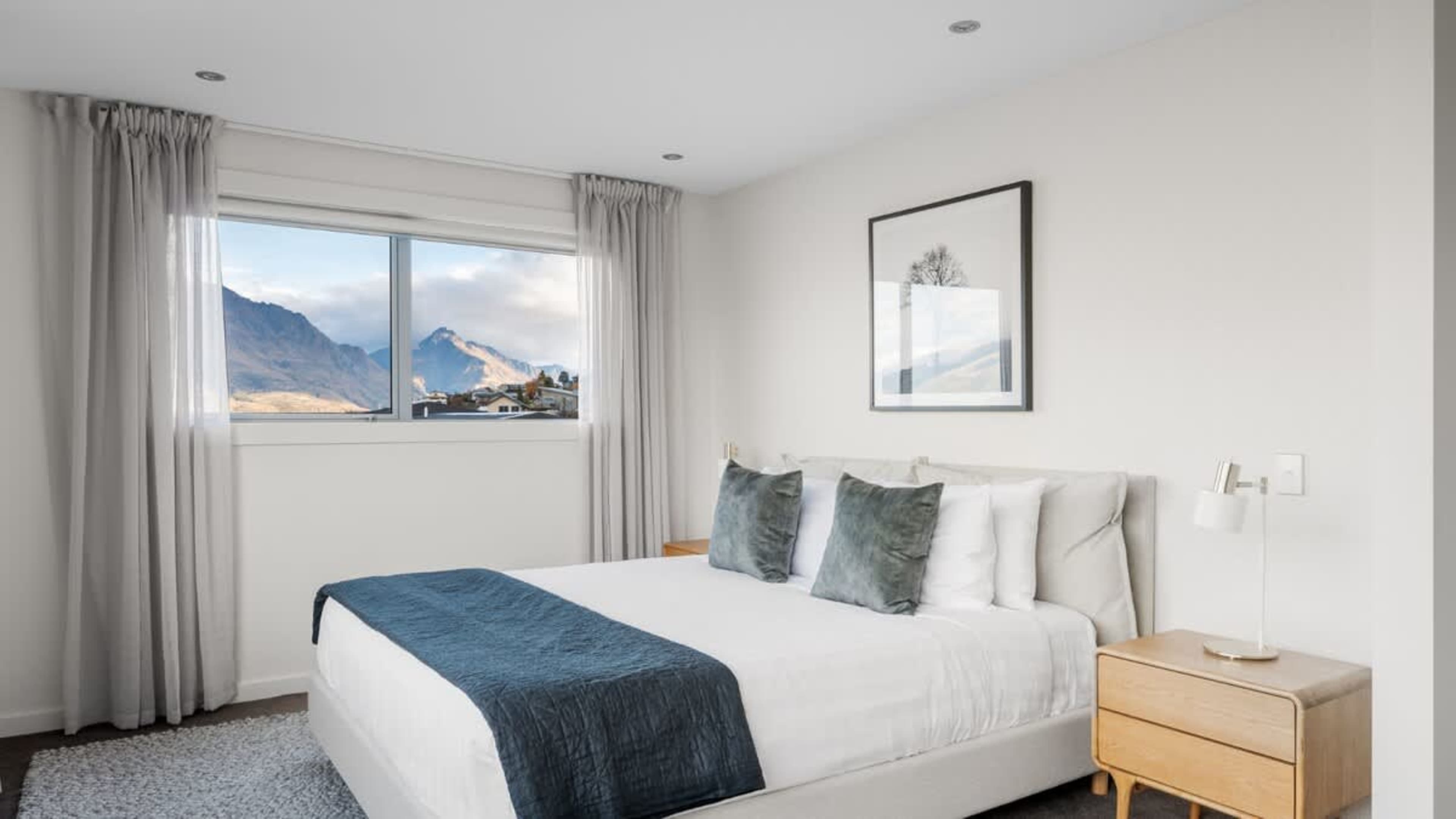 Spacious Master Bedroom with Ensuite and AC
Experience true comfort in the master bedroom, featuring a walk-in wardrobe, ensuite, stunning views, and air conditioning to ensure a restful stay.