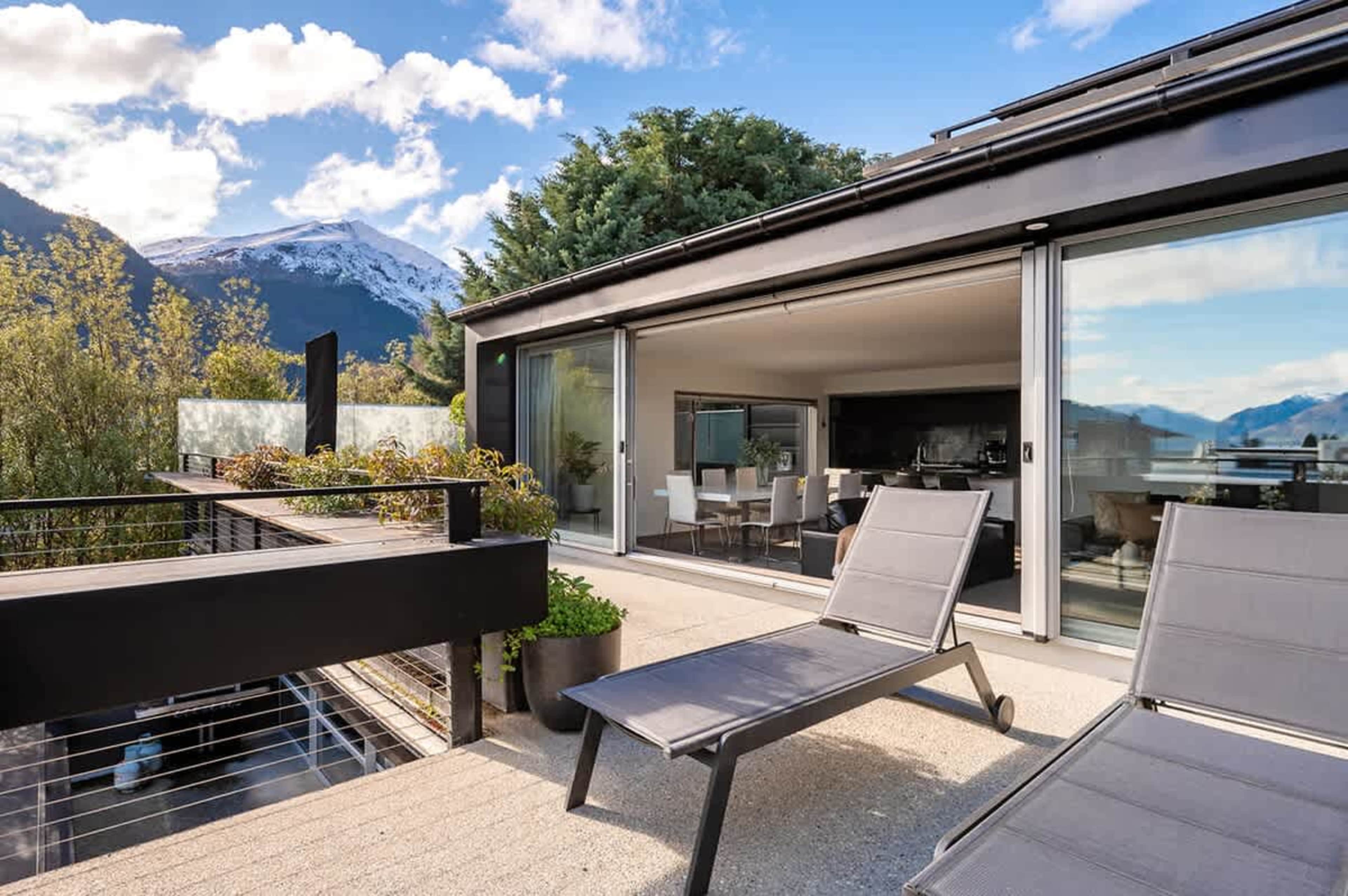 Private Balcony for Relaxation and Adventure Planning
This private balcony provides the perfect spot for morning coffee or evening wine, with uninterrupted views of Lake Wakatipu, just minutes from Queenstown's adventure activities.