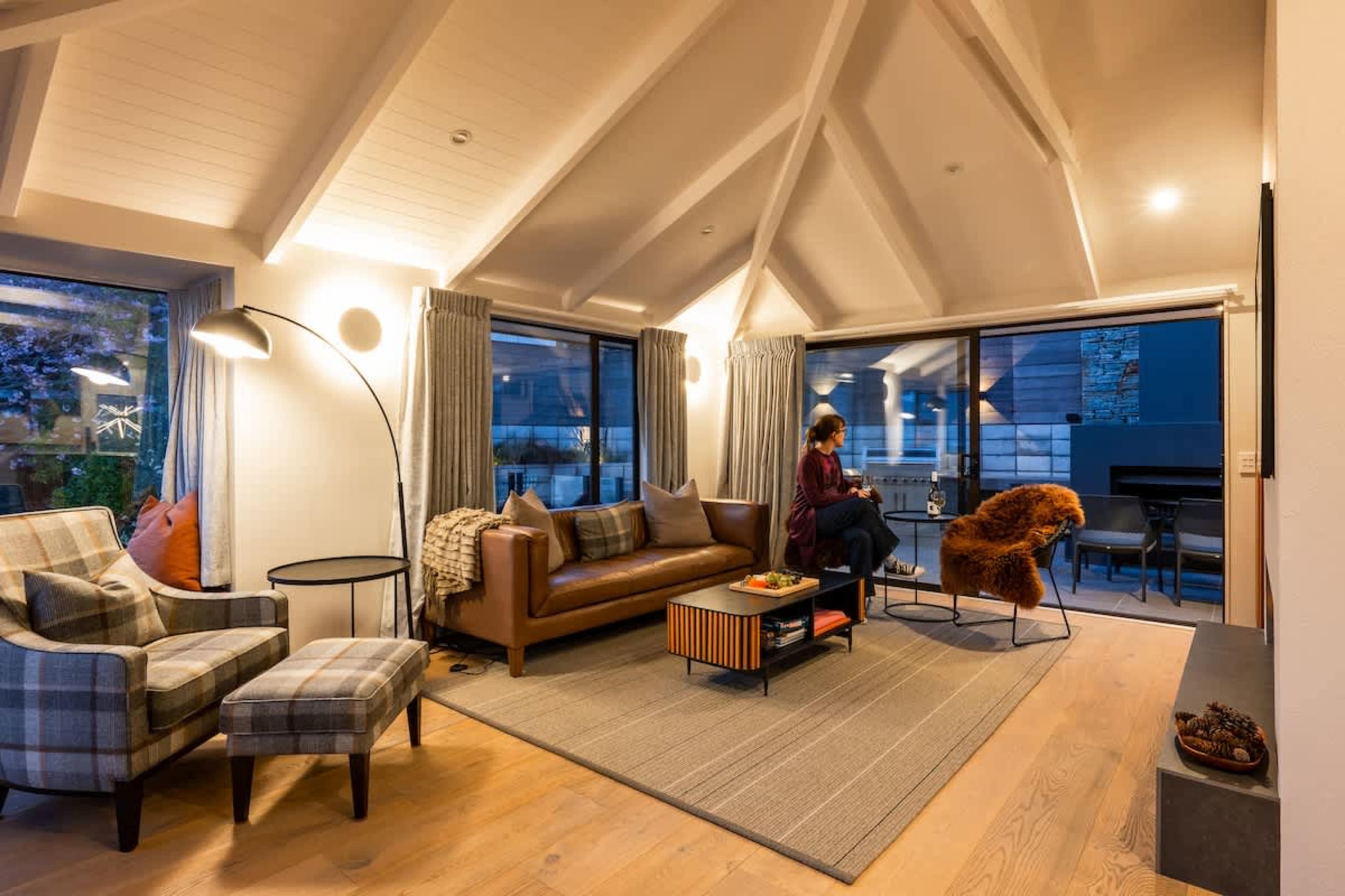 Earnslaw Terrace Luxury Villa