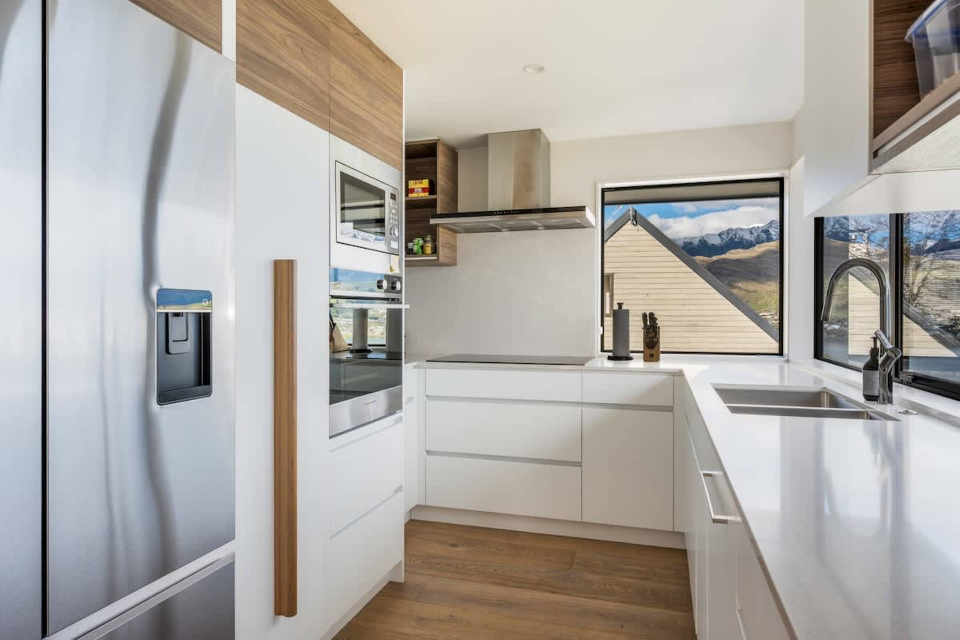 Earnslaw Terrace Luxury Villa