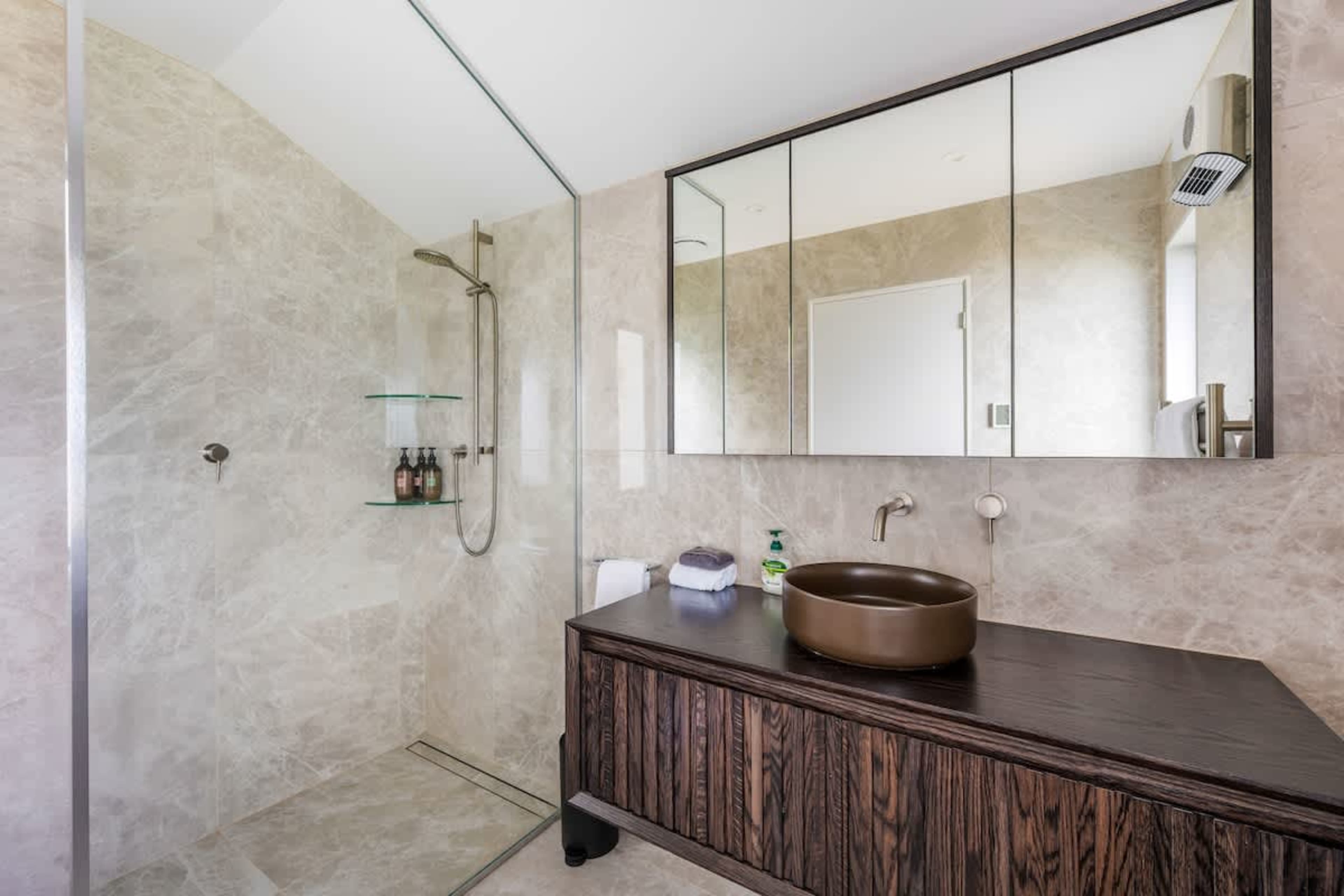 Earnslaw Terrace Luxury Villa