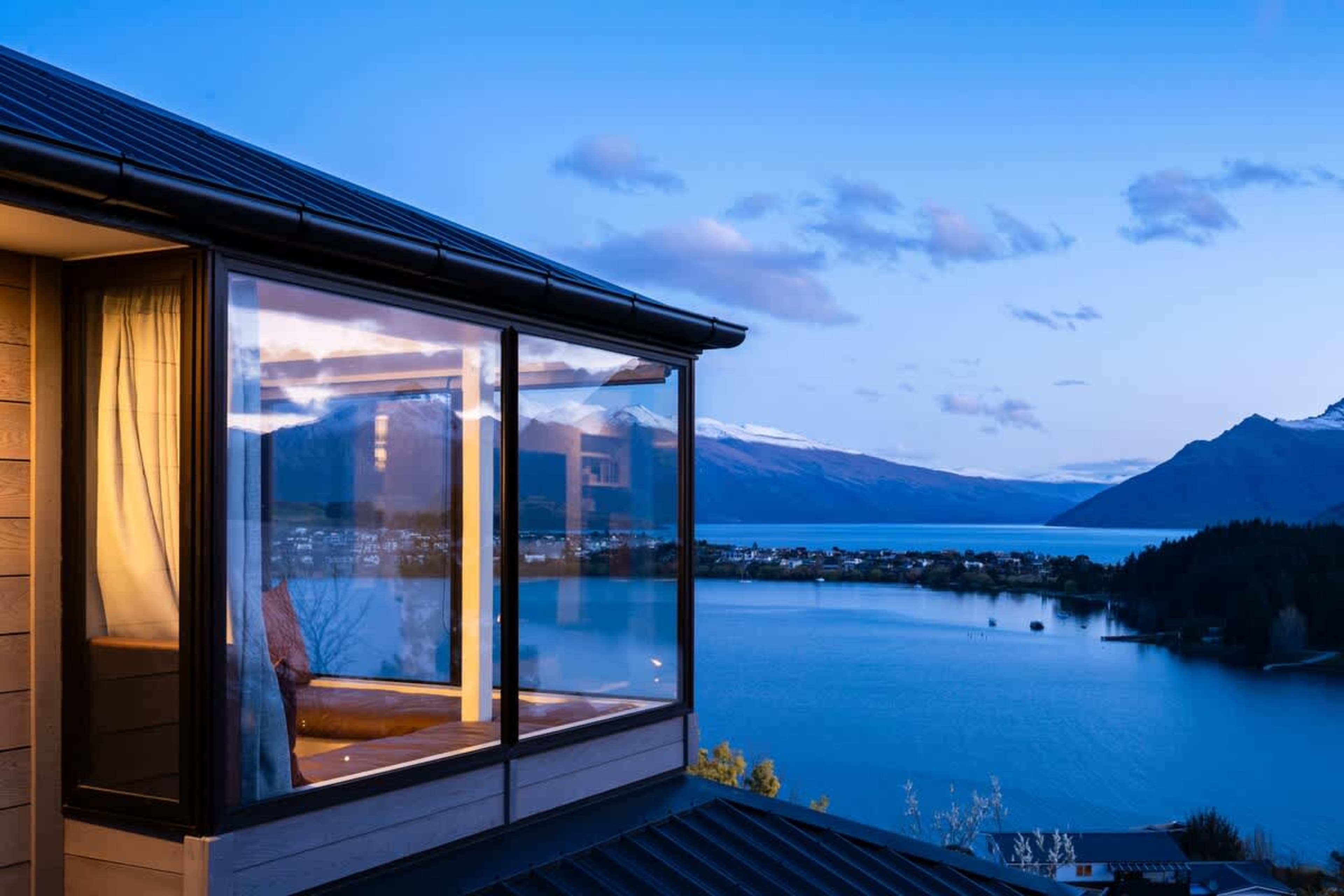 Earnslaw Terrace Luxury Villa