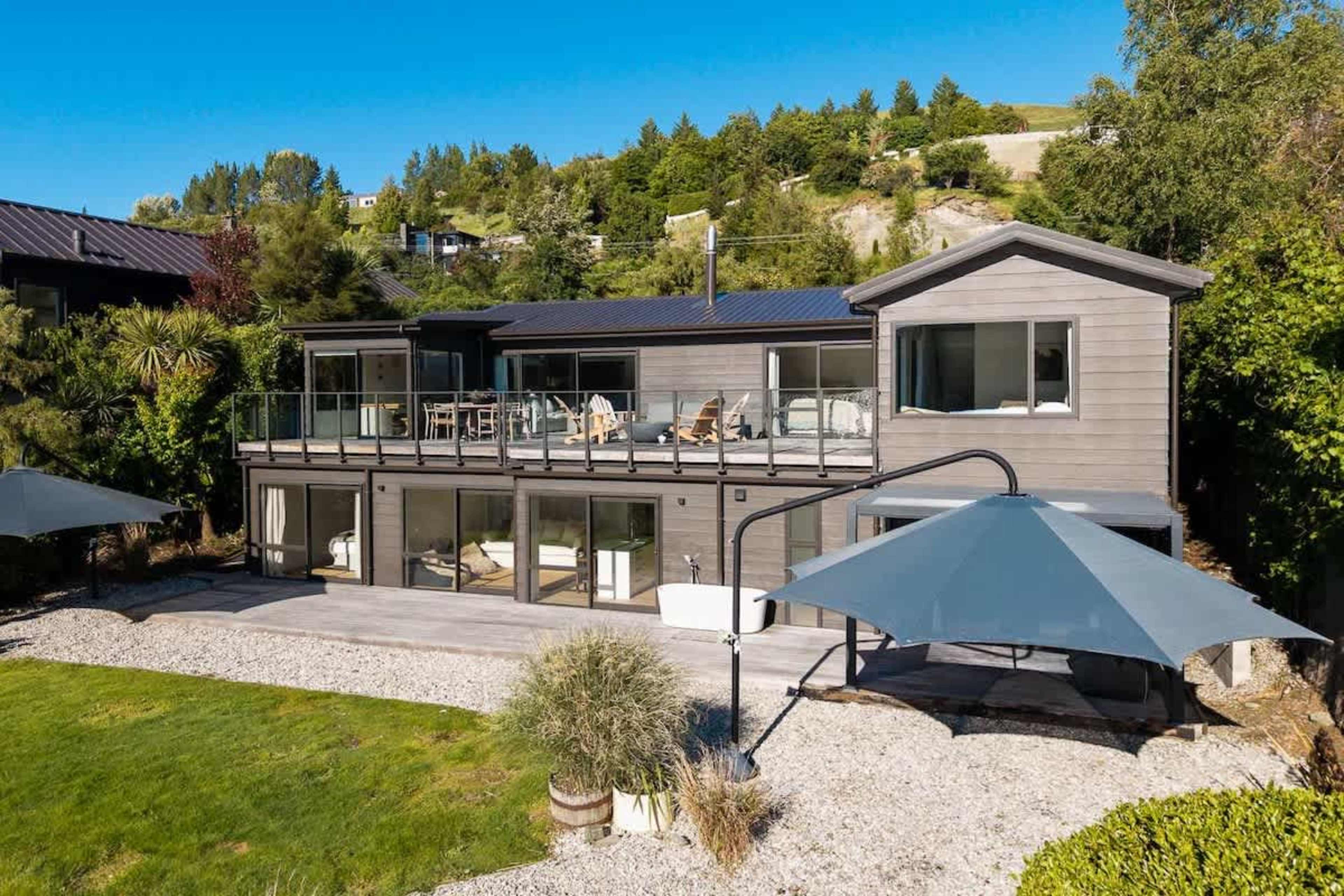 Lake Hayes Luxury Villa