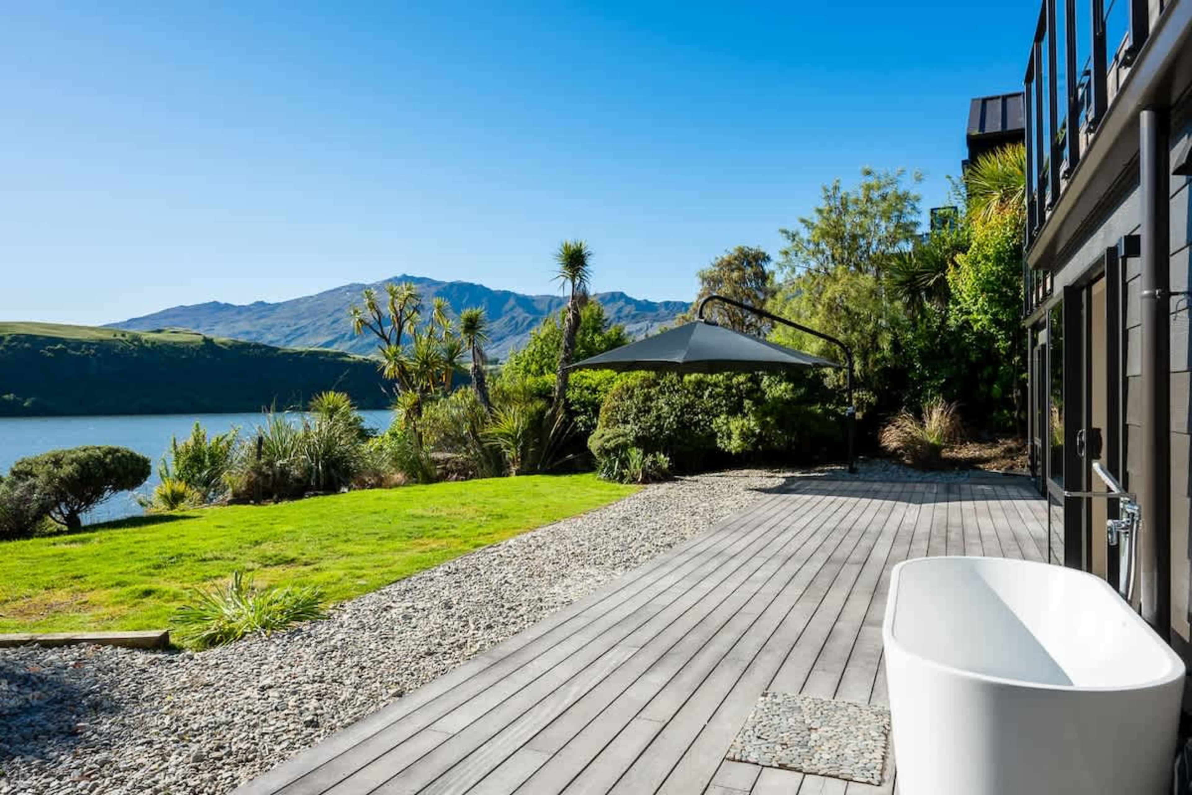 Lake Hayes Luxury Villa