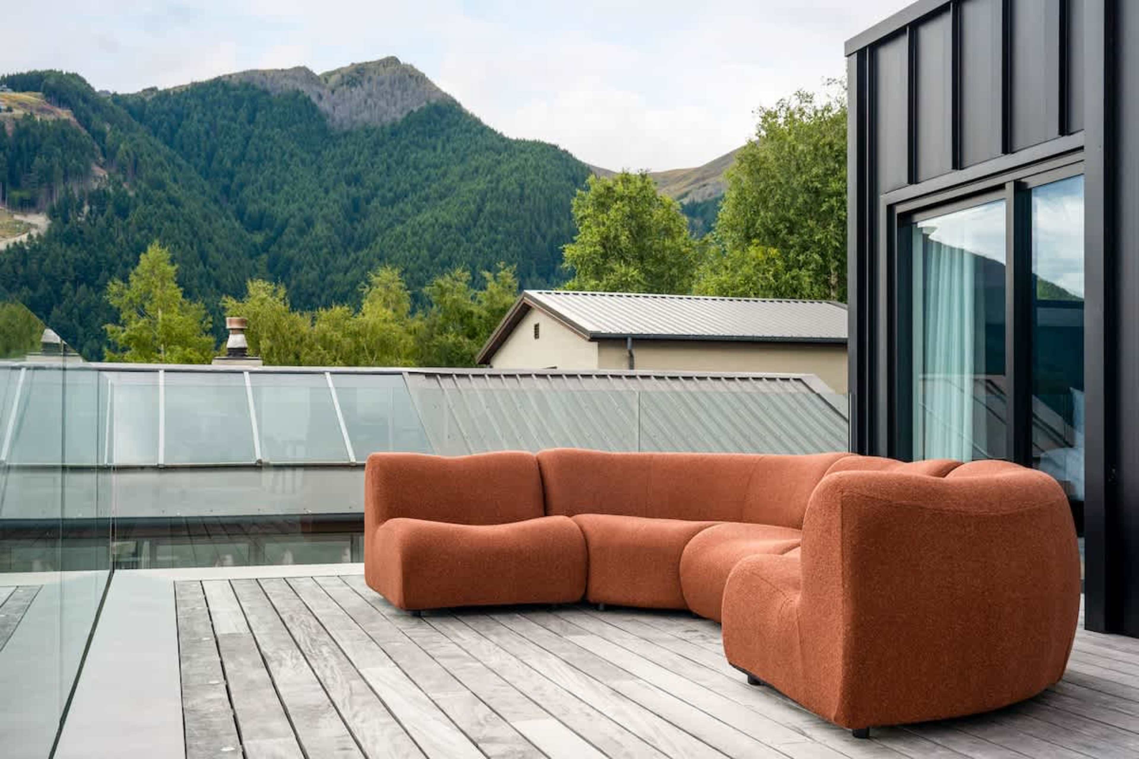 Solara Lodge
