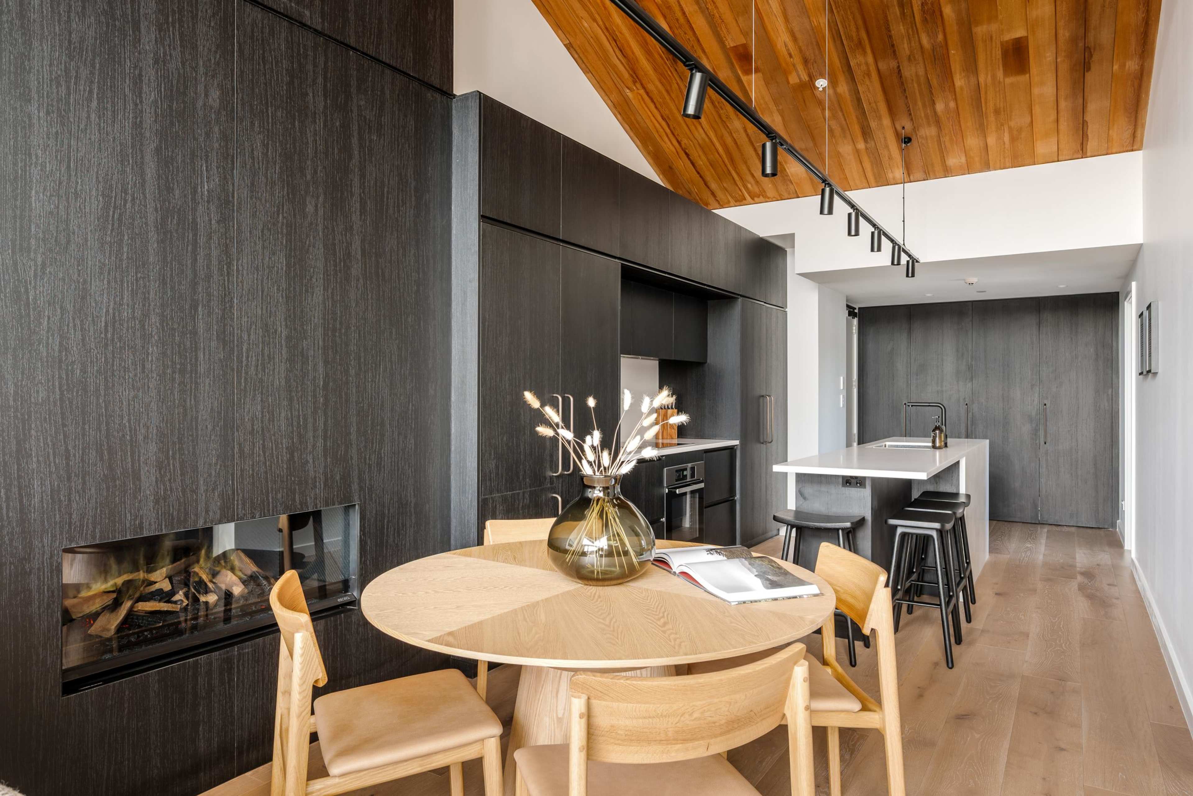 Dining space with gas fire