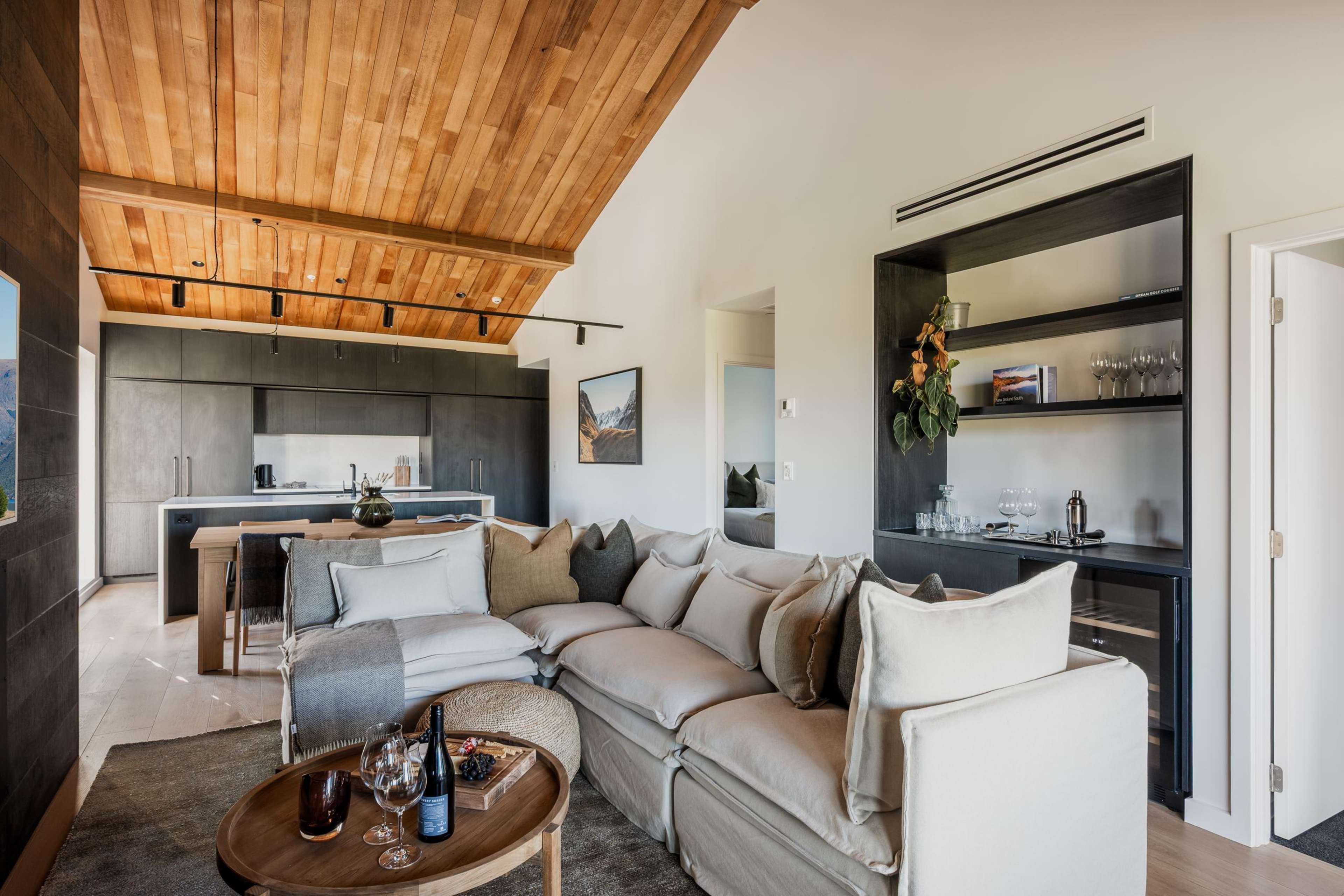 Living area with bar