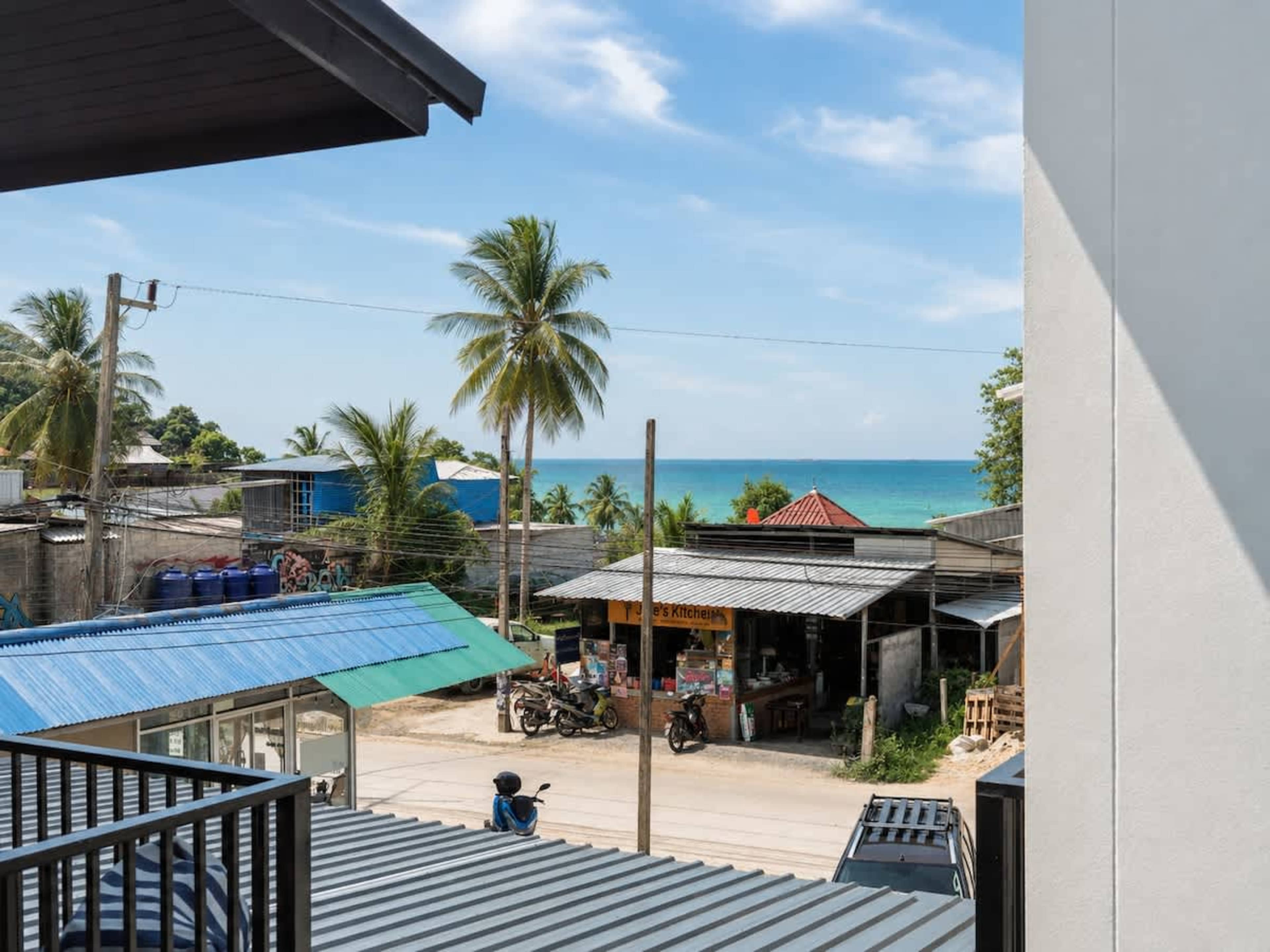 Beachside Villa - Image 5