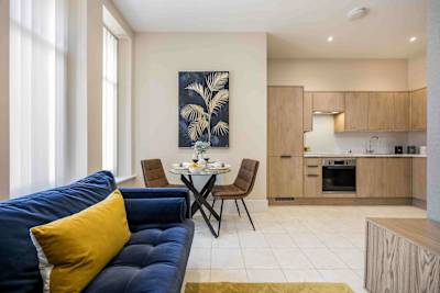 Freshly Renovated Coastal Hideaway - Photo 2