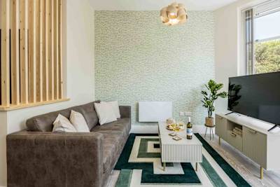 Relaxed & Luxurious Seaside Apartment - Photo 4