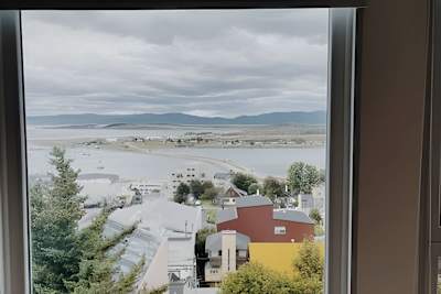 Bayview Apt Near Main St, Free Parking & WiFi