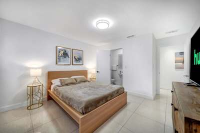 With 55' TV and private bathroom