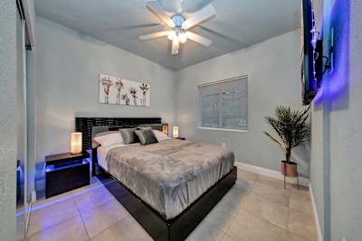 Second bedroom with 55' smart TV