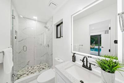 Bathroom #2