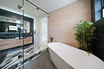 With large tub
