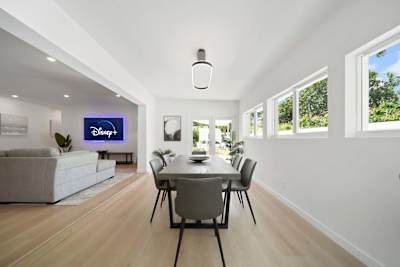 Dinning table