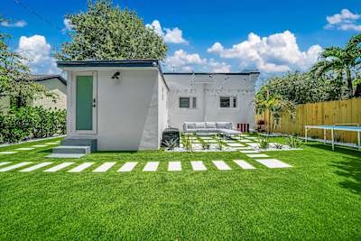 Spacious outdoor lounge seating creates the perfect setting for quality time together.