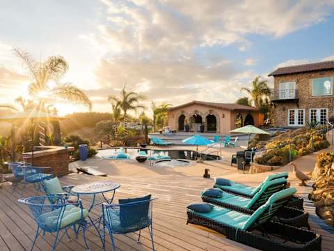 Tropical Resort 7 Bed 4 Acres - 2
