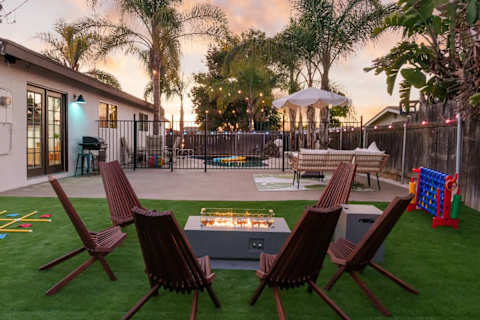 Chula Vista Retreat: 4BR House w/ Pool & BBQ - 2
