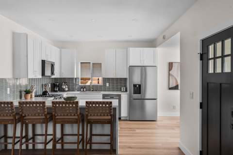 3 Bedrooms | Walkable | Updated | DT South Park - 4