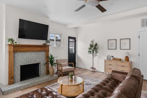 5 Bedrooms | Walkable | Updated | DT South Park - 4