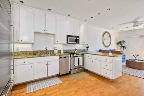 Top-Floor La Costa Condo | Walk to Omni | Pool - 5