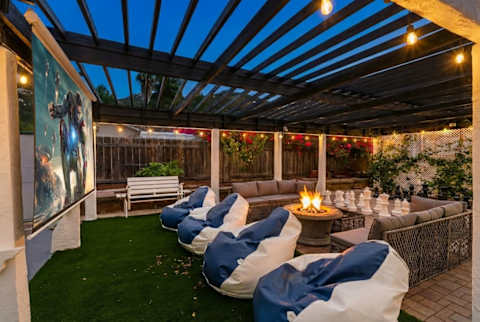 Poway Retreat | Pool, Outdoor Cinema & Arcade Game - 2