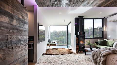 Paris – Clifftop at Hepburn