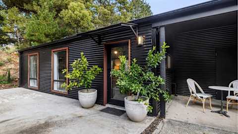 Guesthouse on Perrins