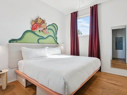 Room 4