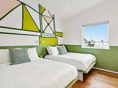 Room 7