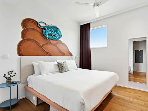 Room 4