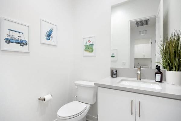 Half Bathroom for a quick freshen up.